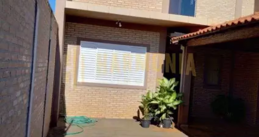 Sobrado a venda no Jardim Aranga