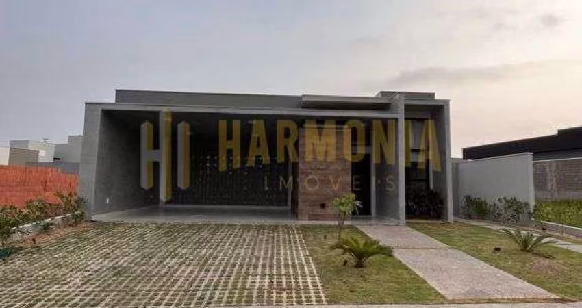 Linda Casa a Venda no Condomínio Damha III