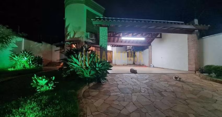 Exelente casa para locação ou Venda no Vale das Rosas