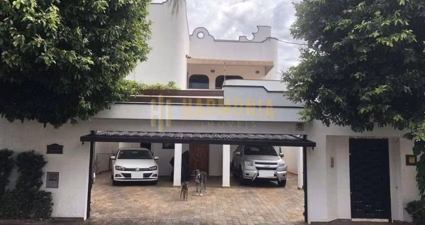 Bela Casa a venda na Vila Harmonia