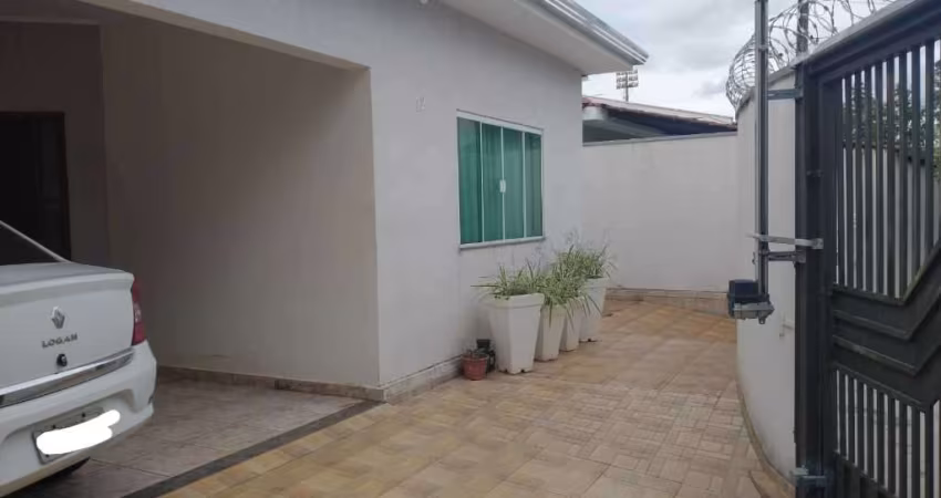 Casa com 3 quartos à venda no Jardim Botânico, Araraquara 