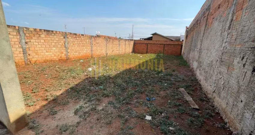 Terreno à venda no Jardim Adalberto Frederico de Oliveira Roxo II, Araraquara 
