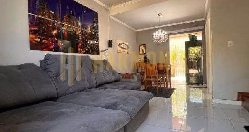 Bela casa a venda no Condomínio Residencial Village Anchieta