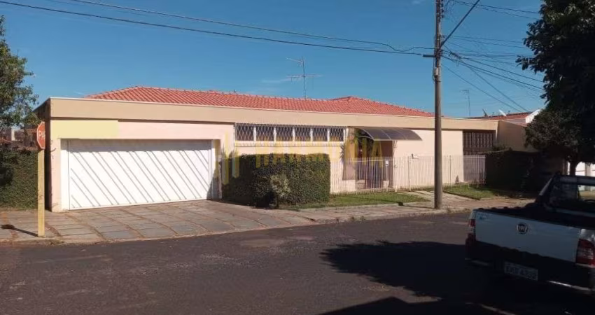 Casa a venda no Carmo