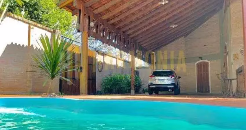 Casa com 3 quartos para alugar no Jardim Morumbi, Araraquara 