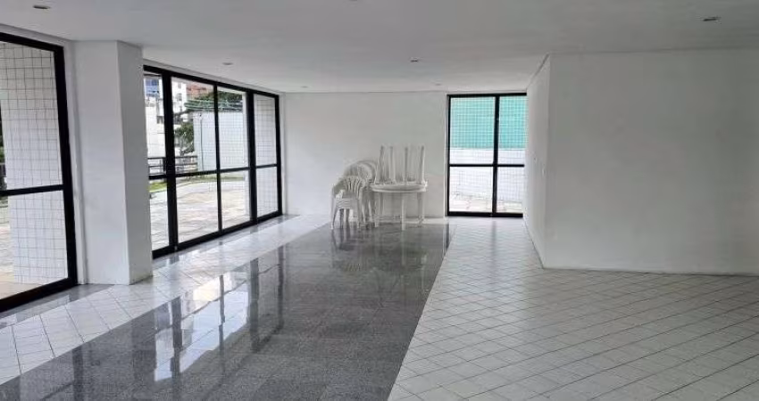 Apartamento nascente, vista mar, 3 quartos, 2 vagas, andar alto na Cons. Aguiar