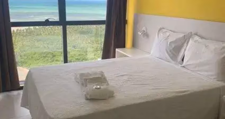 Flat em andar alto, vista mar, 35 m², mobiliado, área de lazer e serviço de hotel completo.