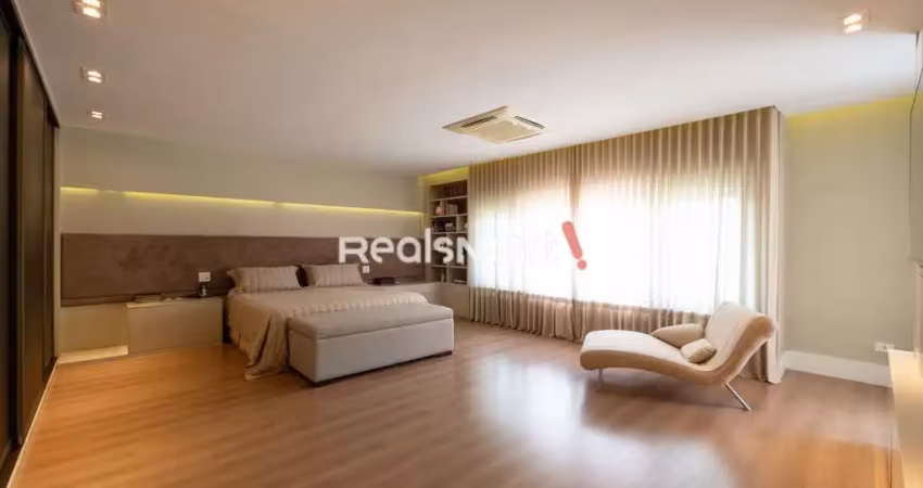 Casa em condomínio com 800m² e terreno de 1.500m² - Ecoville, ao lado da Mercadoteca