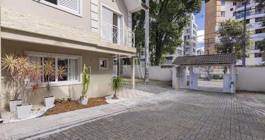 Casa em condomínio fechado com 3 quartos à venda na Rua Pará, 869, Água Verde, Curitiba
