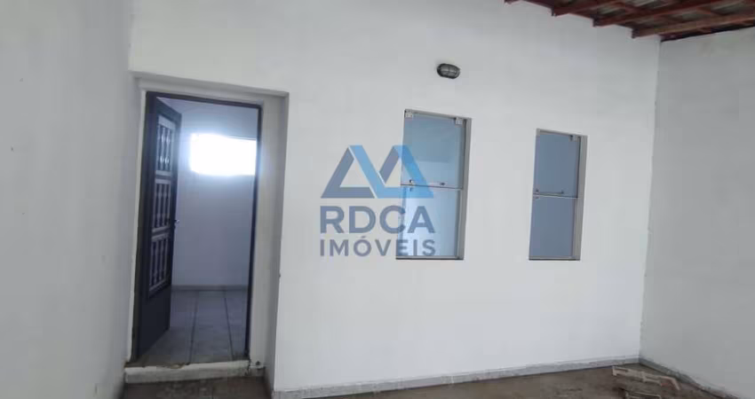 Casa 2 Dormitórios - Salto de Pirapora/SP