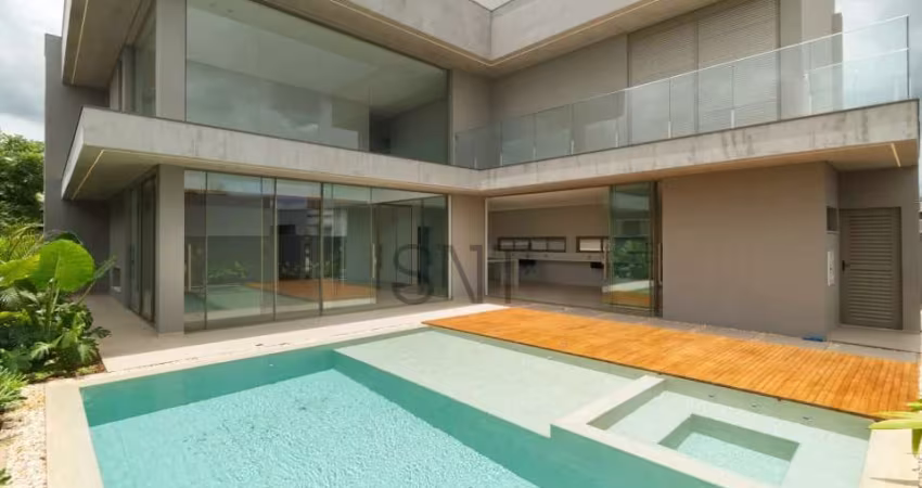 Condomínio Sun Lake - 413 m² área construída - 4  suítes