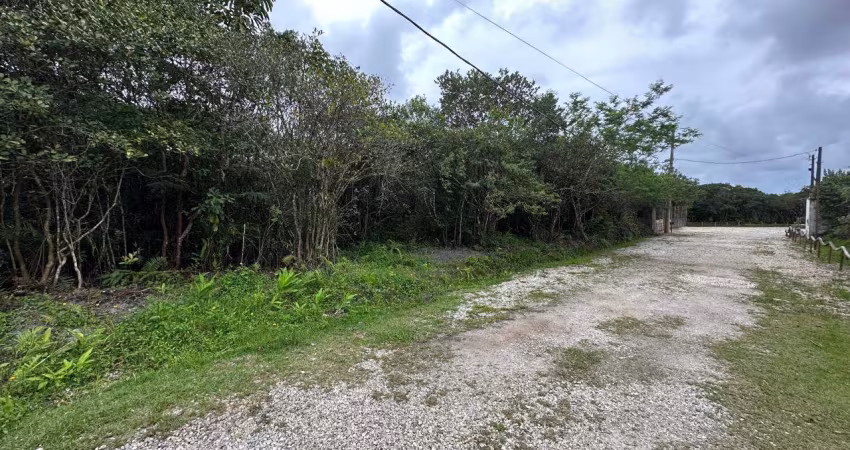 TERRENOS DE 450m2 e 900m2 NA MELHOR RUA DO RETIRO DAS CARAVELAS!!!