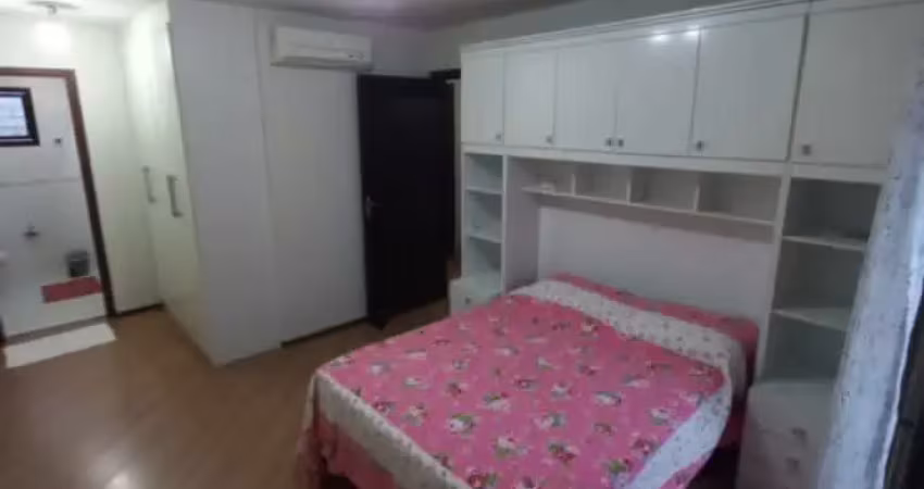 Sobrado-porteira fechada-valor único-bairro portão curitiba-pr