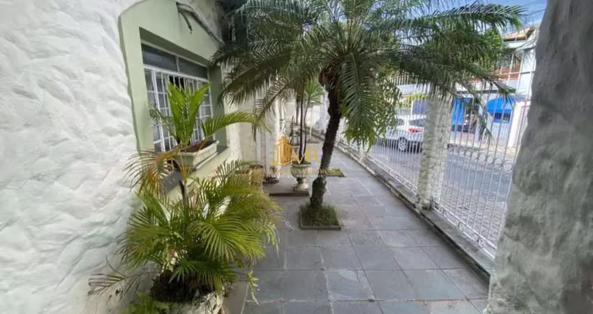 Casa de 03 dormitórios, sendo 01 suíte à Venda, São Benedito, Guaratinguetá, SP