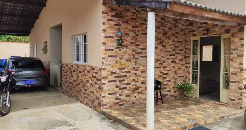 CASA À VENDA NO CLUBE DOS 500