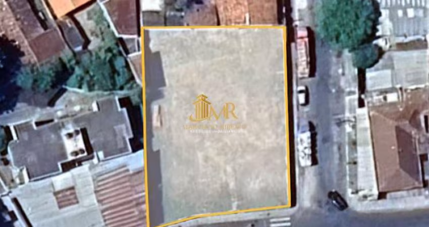 Lote de esquina todo murado em excelente localização