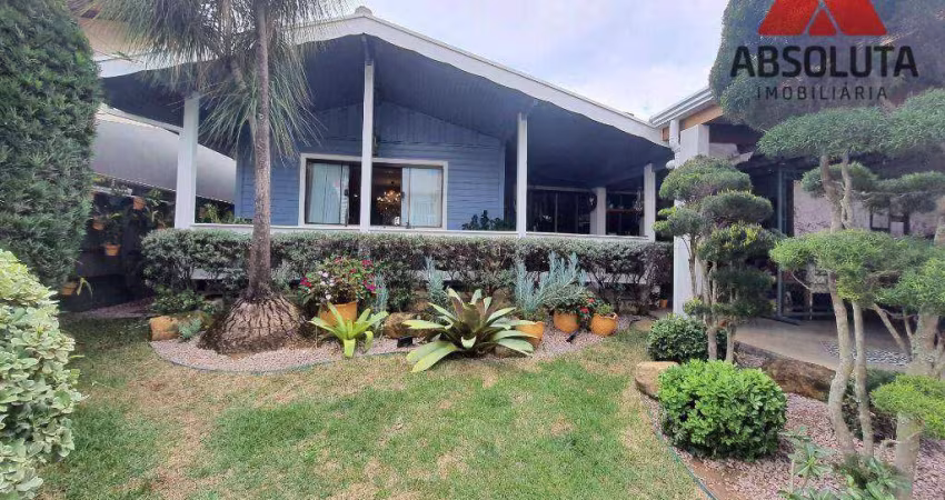 Casa com 3 dormitórios e 1 Suite / 170m² contrução