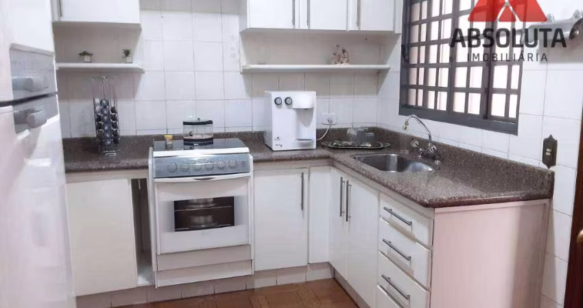 Casa Cidade Nova em Santa Bárbara com 3 dormitórios, 1 suíte