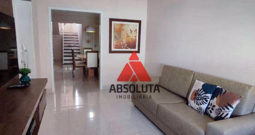 Casa com 03 dormitórios, 01 suíte