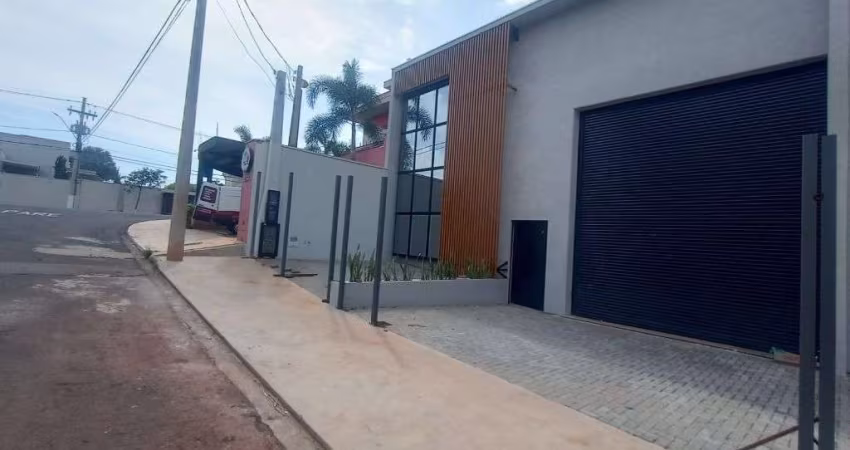 Galpão para alugar, 326 m² por R$ 8.500/mês - Loteamento Industrial Machadinho - Americana/SP