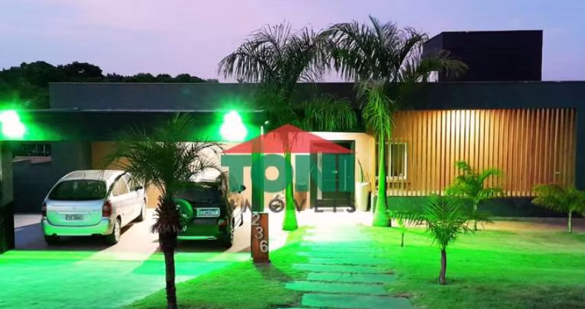 Casa em condomínio: 3 suítes, 2 salas, 6 banheiros, área gourmet e piscina em Salto-SP, Terras de Santa Izabel.