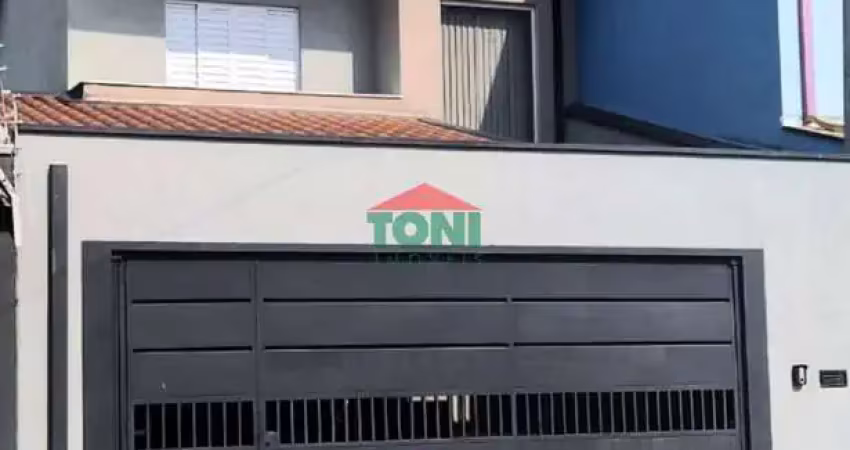 Imperdível Casa à Venda em Salto-SP, Jardim Panorama! 3 quartos, 1 suíte, 2 salas, 3 banheiros, 2 vagas de garagem, 205m² de área.