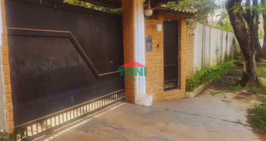 Chácara de luxo à venda ou locação em salto-sp, bairro condomínio fechado piccolo paese: 2 suítes, 3 salas, 3 banheiros, 300m².