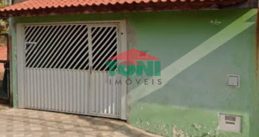 Casa à venda no Jardim Celani, Salto-SP: 2 quartos, 1 sala, 2 vagas de garagem.