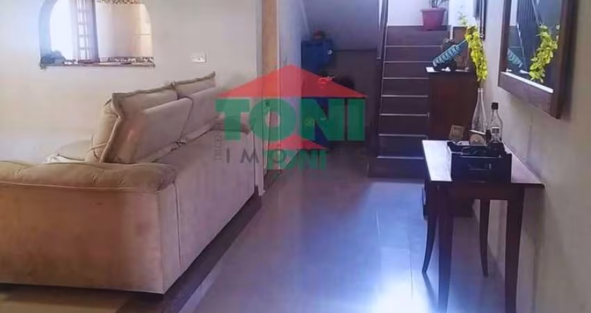 Excelente ponto comercial à venda na Vila Teixeira, Salto-SP! 1 sala, 3 banheiros, 2 vagas!