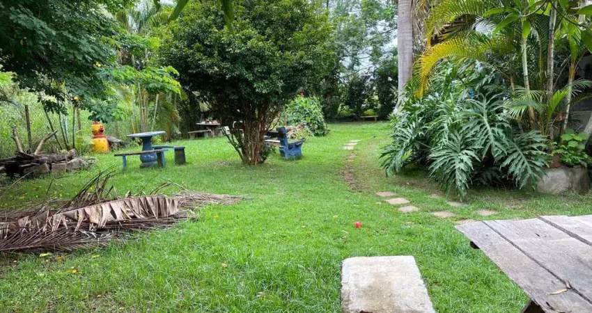 Chácara para Venda em Caçapava, Piedade, 2 dormitórios, 1 suíte, 1 banheiro, 2 vagas