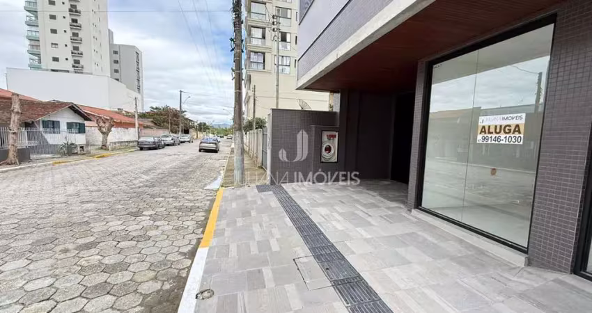 Sala comercial para alugar na Rua 312, 496, Meia Praia, Itapema
