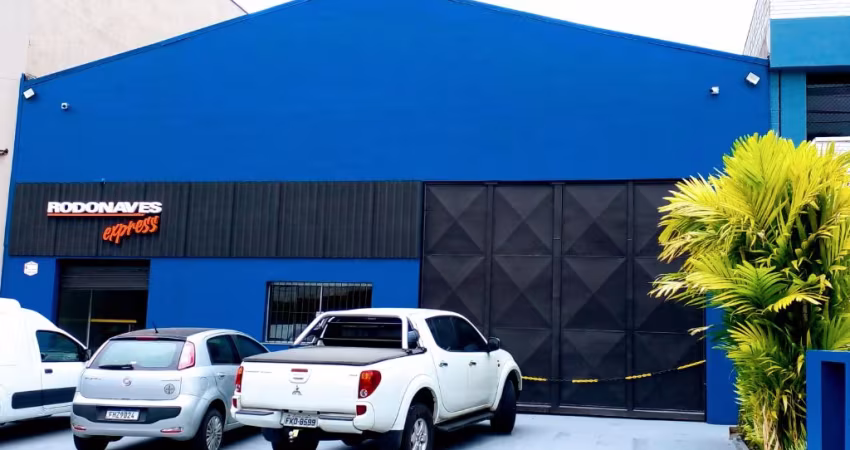 ALUGA-SE PRÉDIO COMERCIAL NA ALAMEDA ARAGUAIA – ALPHAVILLE BARUERI