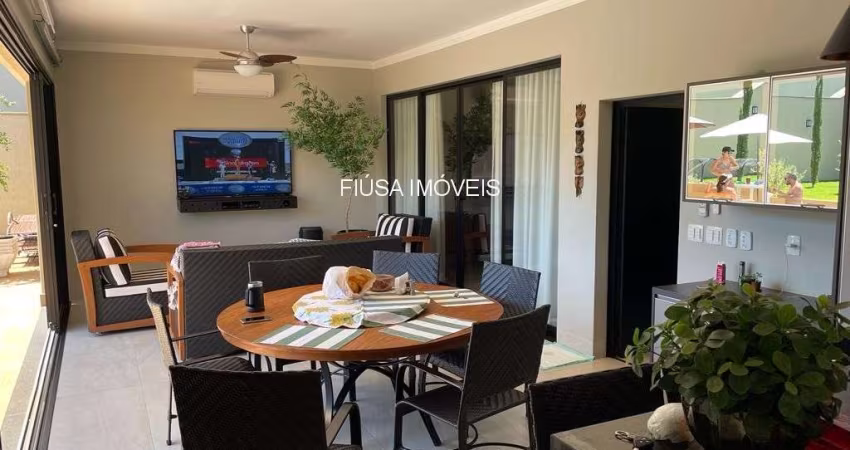 Casa com 3 quartos à venda na Avenida Waldemar Fázio, 6, Royal Park, Ribeirão Preto