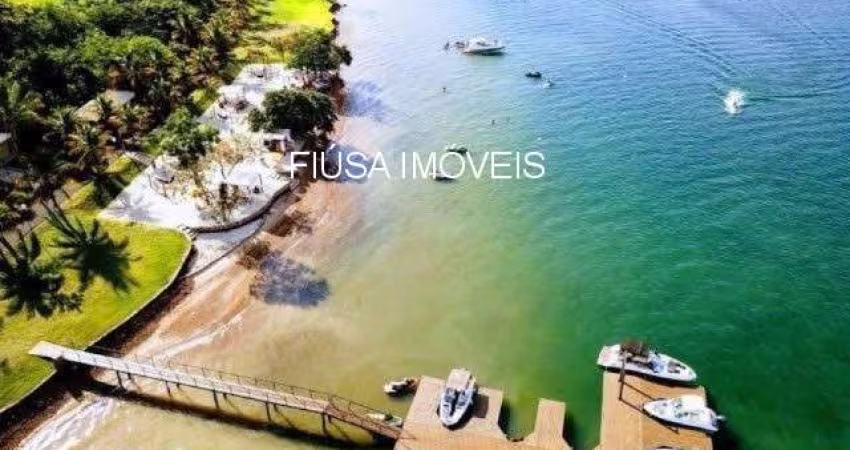 Casa em condomínio fechado com 4 quartos para alugar na R. Antônio Floriano de Leme, s/n, 1, Residencial Enseada da Fronteira, Rifaina