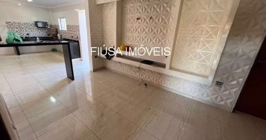 Casa com 3 quartos à venda na JARDINOPOLIS, Centro, Jardinópolis