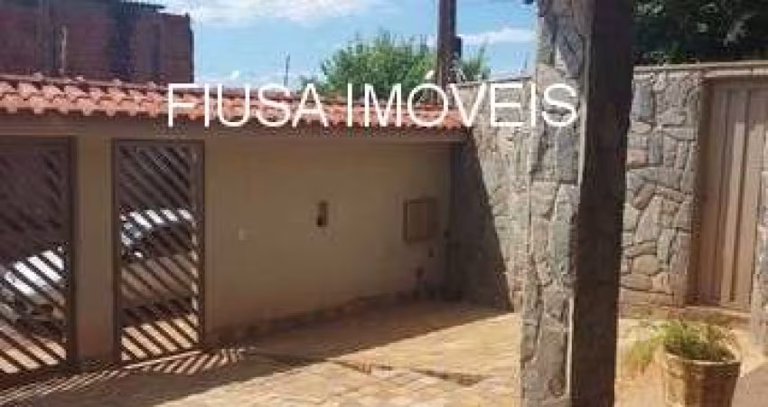 Casa com 3 quartos à venda na Rua Armando Marabesi, Parque Residencial Cidade Universitária, Ribeirão Preto