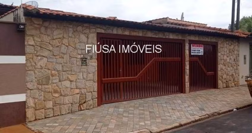 Casa com 3 quartos à venda na Rua Jorge Bistane, Parque Residencial Cândido Portinari, Ribeirão Preto