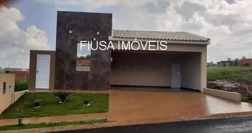 Casa em condomínio fechado com 3 quartos à venda na CRAVINHOS, Centro, Cravinhos