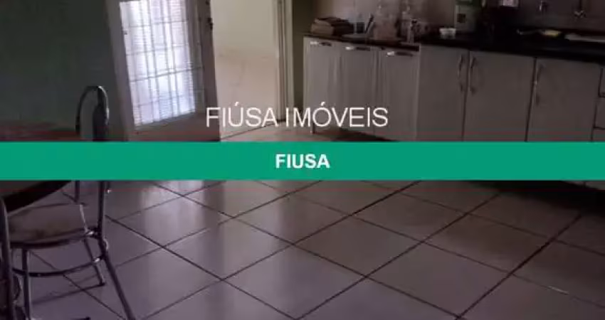 Casa com 3 quartos à venda na RUA MACHADO DE ASSIS, 1, 1, Vila Tibério, Ribeirão Preto