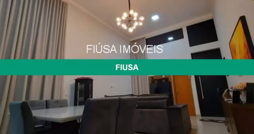 Casa com 3 quartos à venda na Avenida Luiz Eduardo Toledo Prado, Vila do Golf, Ribeirão Preto