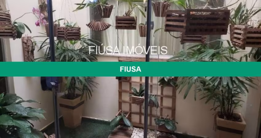 Casa com 3 quartos à venda na R, Jardim Anhangüera, Ribeirão Preto