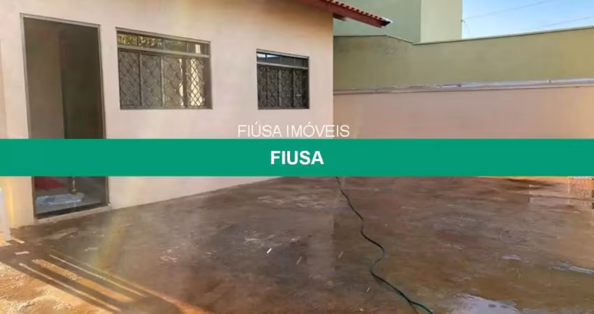 Casa com 2 quartos à venda na Rua Affonso Delloiágono, 1, Parque das Oliveiras II, Ribeirão Preto