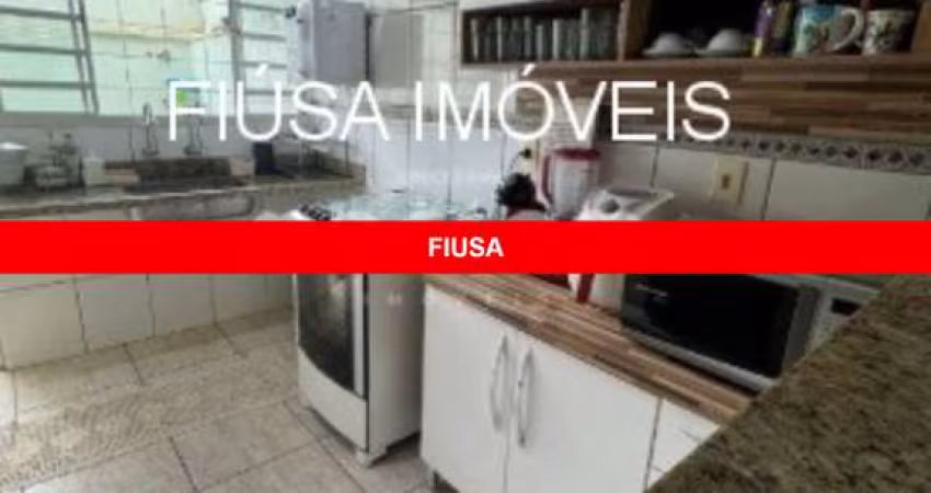 Casa com 3 quartos à venda na R,, 1, Centro, Ribeirão Preto
