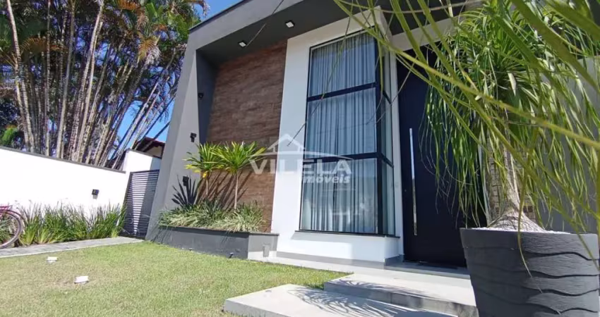 LINDA CASA NO CONDOMINIO MAR VERDE