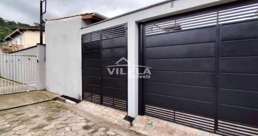 CASA MODERNA NO ESTRELA D'ALVA EM CARAGUATATUBA-SP
