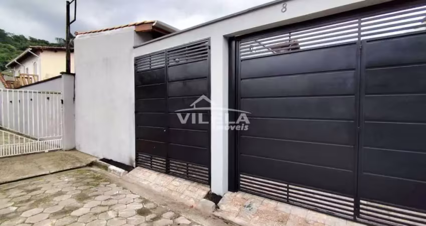 CASA MODERNA NO ESTRELA D'ALVA EM CARAGUATATUBA-SP