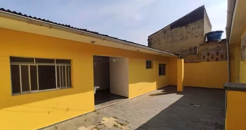 Casa de Esquina No Bairro Jardim Botujuru na cidade de Jacupiranga!