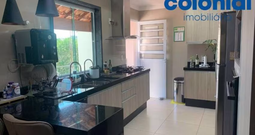 casa à venda em Jundiaí-SP, na Vila São Paulo com 2 quartos, 1 suíte e 162m² de área!