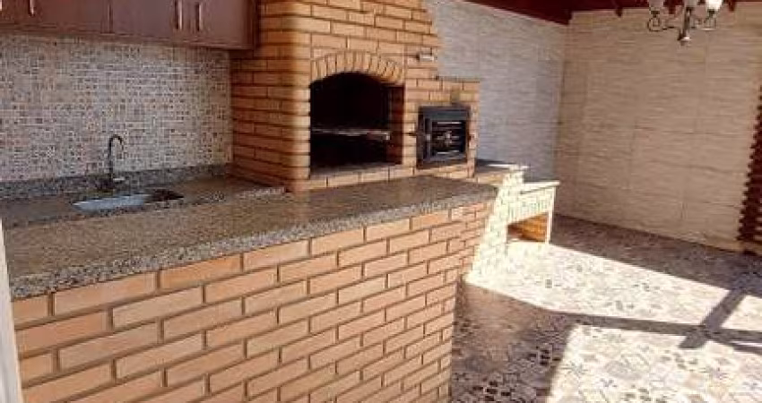Sobrado com 3 quartos com suíte no Condomínio REsidencial Thinna no Medeiros em Jundiaí