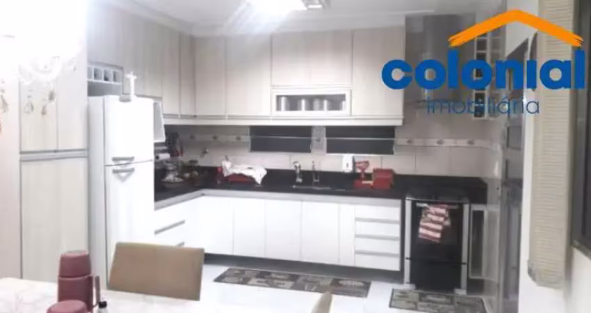 SOBRADO A VENDA PARQUE RESIDENCIAL JUNDIAÍ, 3 DORMITÓRIOS, SENDO 1 SUÍTE, PISCINA E 2 VAGAS DE GARAGEM COBERTA. PARQUE RESIDENCIAL JUNDIAÍ, JUNDIAÍ.